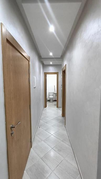 Modern Family Apartment Near Airport Marrakesh Eksteriør billede